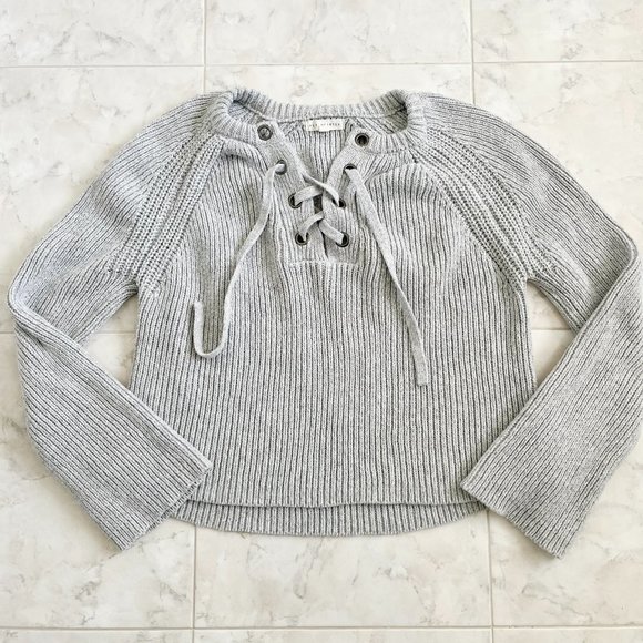 L.A. Hearts Lace Up V-Neck Gray Pullover Sweater Women Medium (M) - Picture 2 of 6